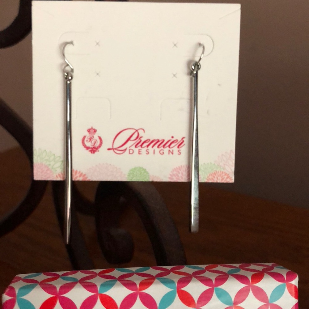 Premier designs jewelry stiletto earrings silver